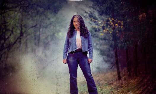 Ashley McBryde’s “Arkansas Mud” Is a Feisty Ozark Battle Cry Arriving February 20