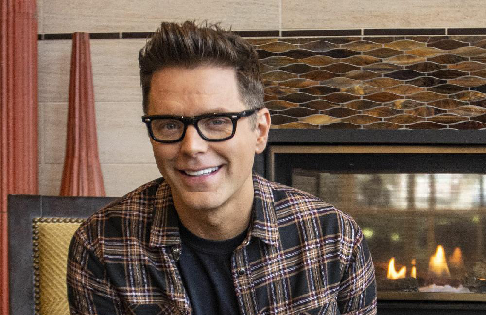 Bobby Bones To Host New USA Network Series ‘Snake In The Grass’