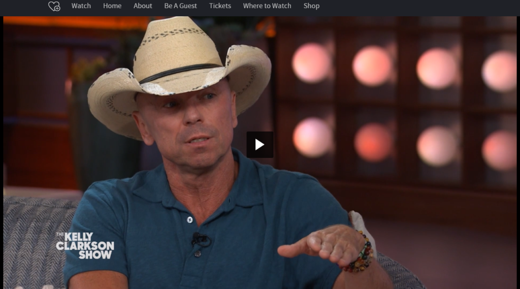 'Dr. Kenny Chesney' Impresses Kelly Clarkson By Reciting The Quadratic Formula