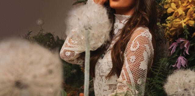 Ella Langley Announces Sophomore Album Dandelion, Out April 10