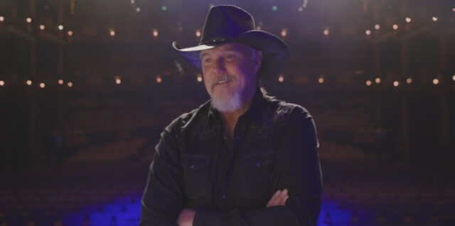 Behind the Music With Trace Adkins